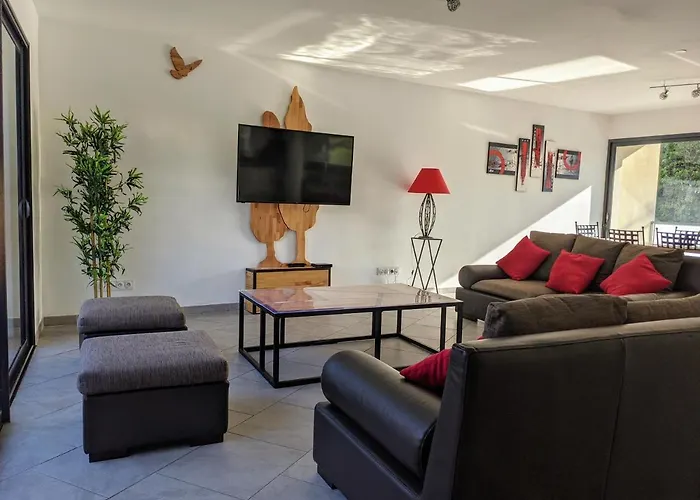 Holiday home La Logia Pour 20 Personnes *