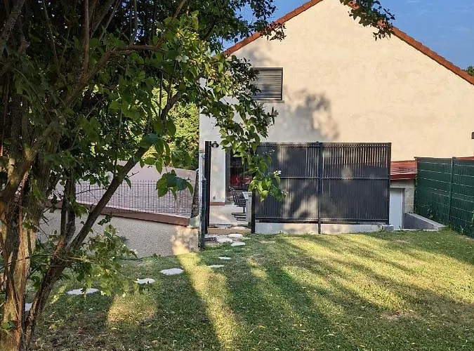 La Logia Pour 20 Personnes Rilly-la-Montagne