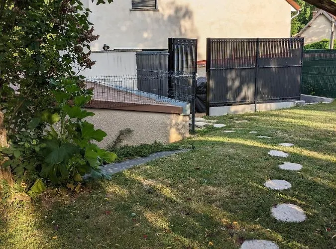 Holiday home La Logia Pour 20 Personnes Rilly-la-Montagne